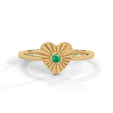Amore fluted heart ring emerald